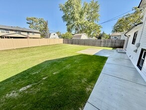 26W430 Blair St in Winfield, IL - Building Photo - Building Photo