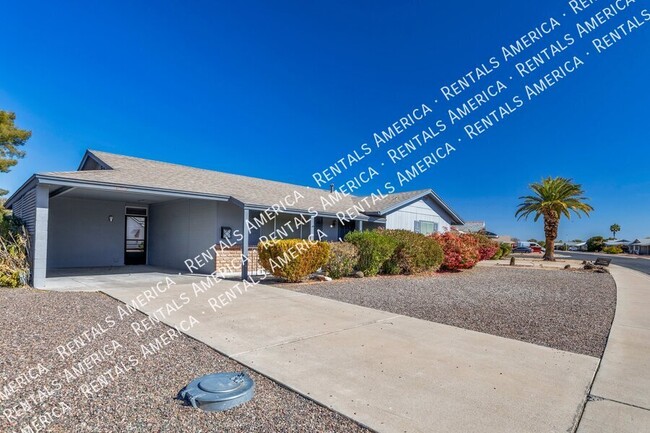 10310 W Cumberland Dr in Sun City, AZ - Building Photo - Building Photo