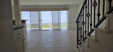 204 Avenida Baja in San Clemente, CA - Building Photo - Building Photo