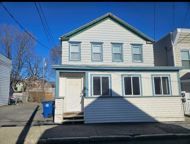 100 Lancaster St, Unit 2