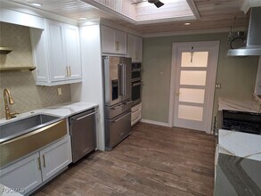 1002 NE 3rd St in Cape Coral, FL - Building Photo - Building Photo