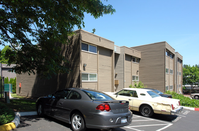 Glendale Apartments in Bellevue, WA - Foto de edificio - Building Photo