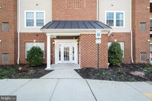 7559 Stoney Run Dr in Severn, MD - Building Photo