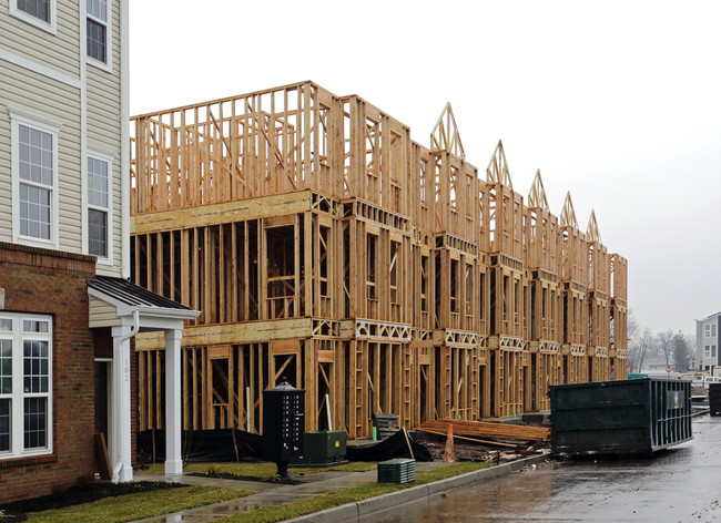 Liberty Square at Wesmont Station in Wood Ridge, NJ - Building Photo - Building Photo