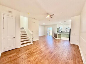 8614 Miramar Terrace Cir in Tampa, FL - Building Photo - Building Photo