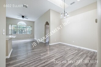 6602 Elliot Dr in Tampa, FL - Building Photo - Building Photo