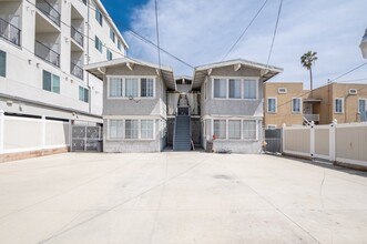 543 N Heliotrope Dr in Los Angeles, CA - Building Photo - Primary Photo