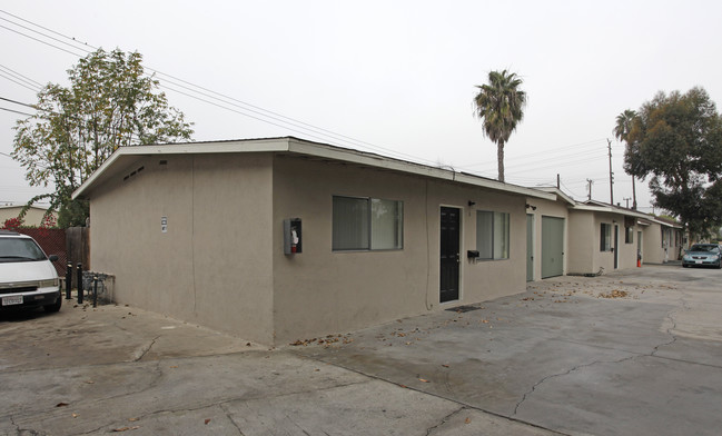 279 W Wilson St in Costa Mesa, CA - Building Photo - Building Photo