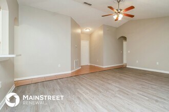 3331 Phonetia Dr in Deltona, FL - Building Photo - Building Photo