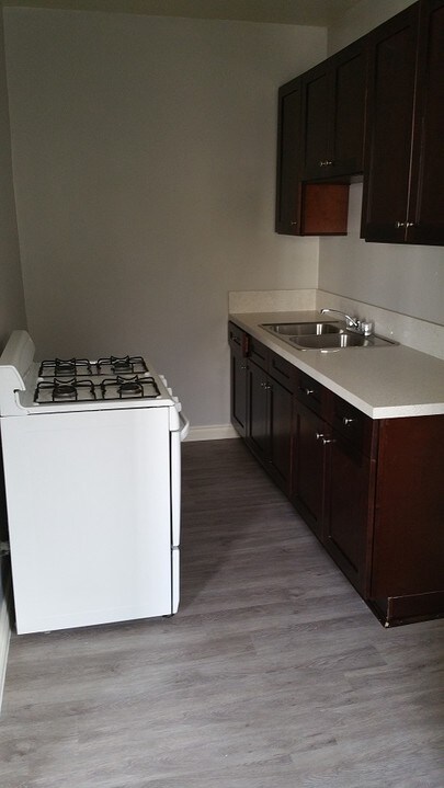 856 S Catalina St in Los Angeles, CA - Building Photo