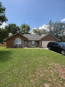 501 Bedford Ct in Hinesville, GA - Building Photo