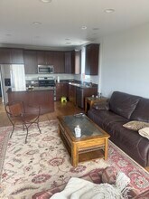 5454 W Higgins Ave in Chicago, IL - Building Photo - Building Photo