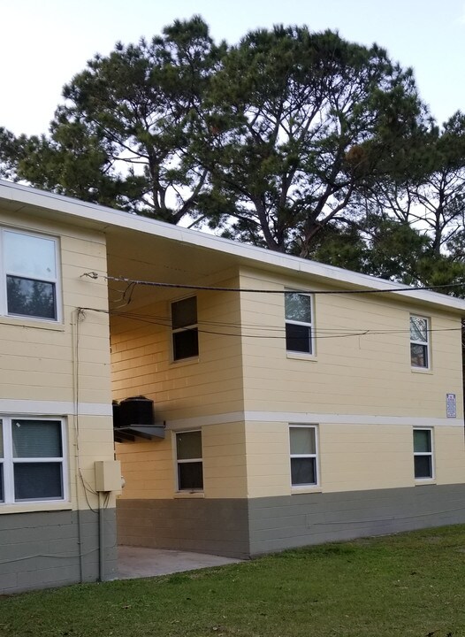 3818 Almeda St-Unit -223 in Jacksonville, FL - Foto de edificio