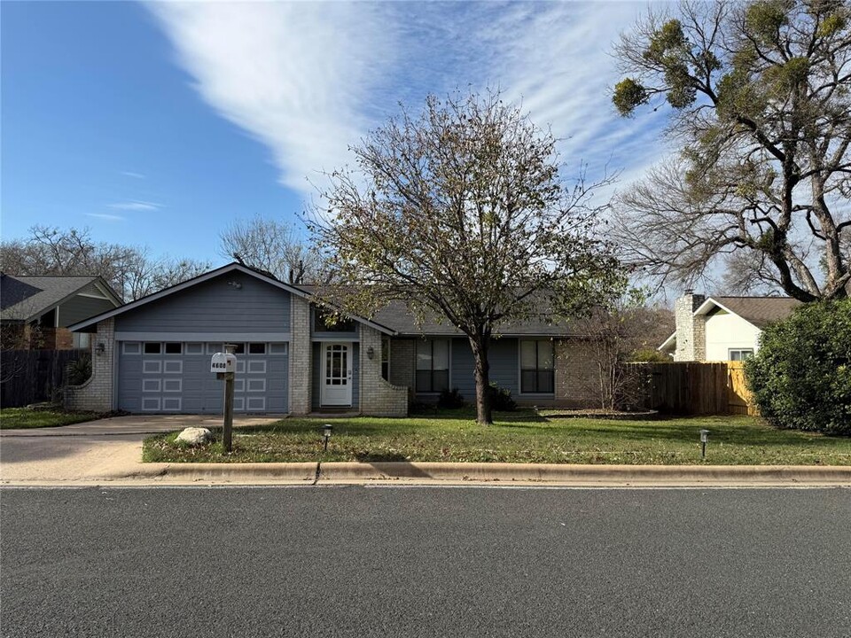 4608 Cliffstone Cove in Austin, TX - Building Photo