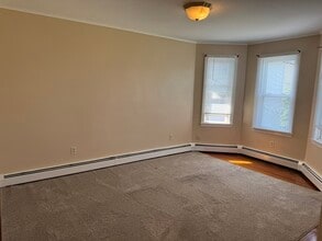 18 Saucier St in Fall River, MA - Building Photo - Building Photo