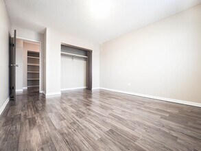 Ridgewood Park in Edmonton, AB - Building Photo - Building Photo