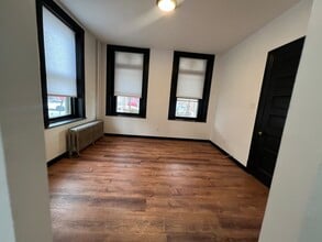 31 W James St in Lancaster, PA - Building Photo - Building Photo
