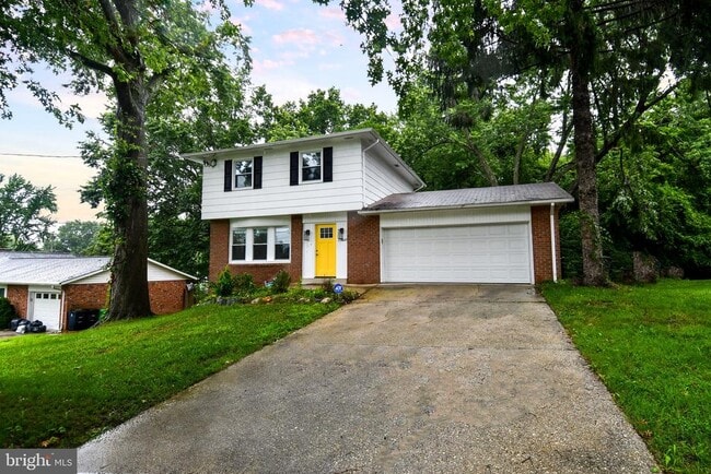 property at 11004 Tyrone Dr
