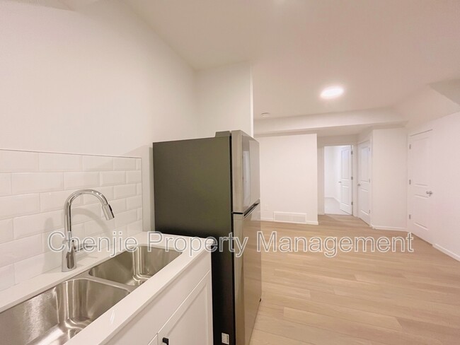 3439-3169 169 St SW in Edmonton, AB - Building Photo - Building Photo