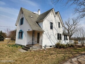 175 Grawtown Rd in Jackson Township, NJ - Building Photo - Building Photo