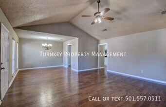 11511 Cedar Springs Rd in Little Rock, AR - Building Photo - Building Photo