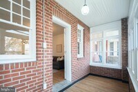 2547 Ann St photo'