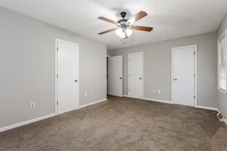 202 Evergreen St in Easley, SC - Building Photo - Building Photo