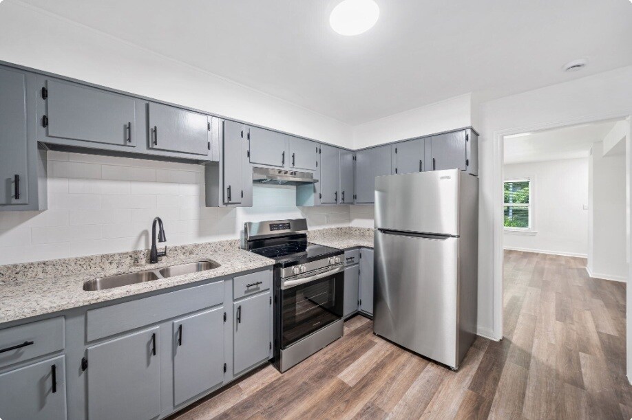 Henry at Harvard in College Park, GA - Foto de edificio