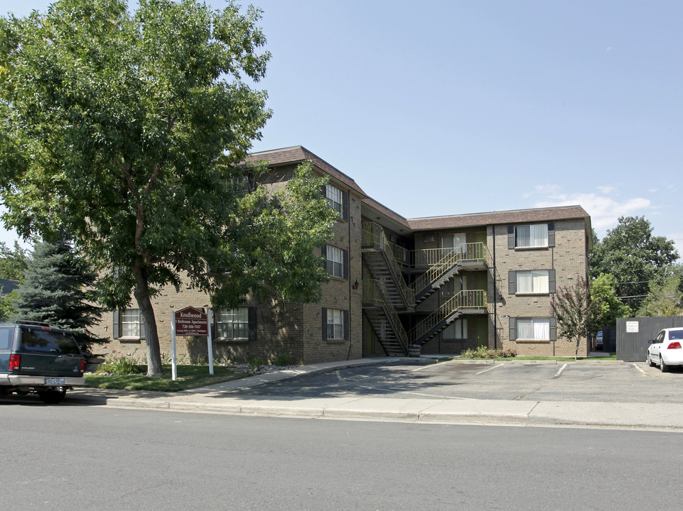 Knollwood and Tanglewood Apartments in Englewood, CO - Building Photo