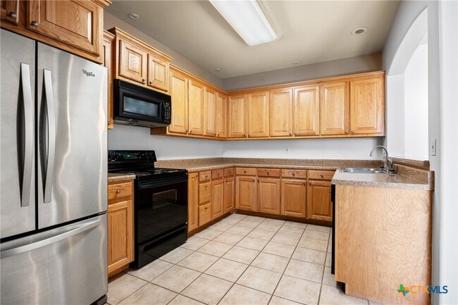 112 Clearwater Ct in Canyon Lake, TX - Building Photo - Building Photo