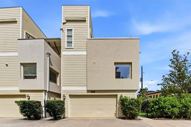 property at 1512 Crockett St
