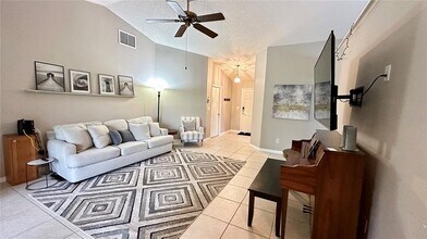 790 Pine Shores Cir in New Smyrna Beach, FL - Building Photo - Building Photo