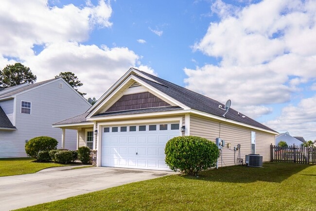 293 Hearthstone Dr in Ridgeland, SC - Building Photo - Building Photo