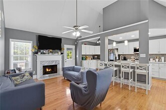 107 Sammy Cir, Unit 4 in Griffin, GA - Building Photo - Building Photo
