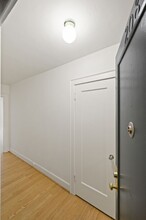 Chasselton in Seattle, WA - Building Photo - Interior Photo