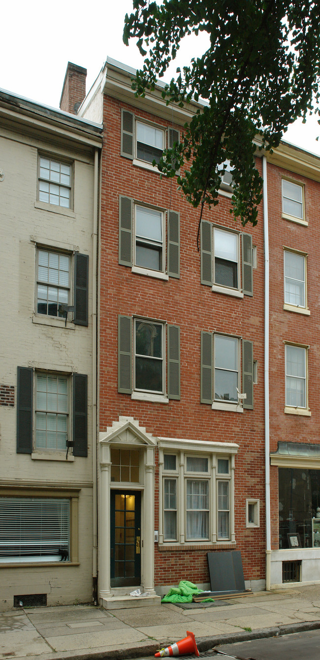 1622 Pine St in Philadelphia, PA - Building Photo - Building Photo