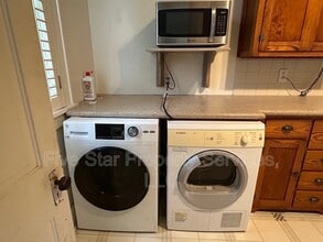 908 E Reservoir St in Springfield, IL - Building Photo - Building Photo