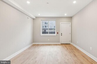 1808 E Hagert St in Philadelphia, PA - Building Photo - Building Photo