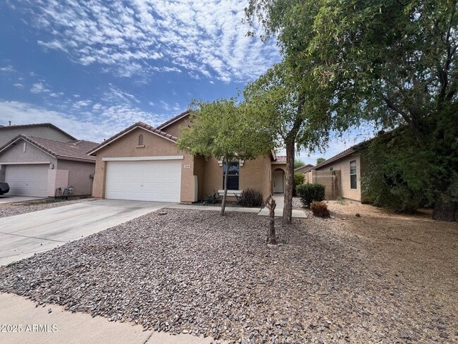 3119 W Silver Creek Dr in San Tan Valley, AZ - Building Photo - Building Photo