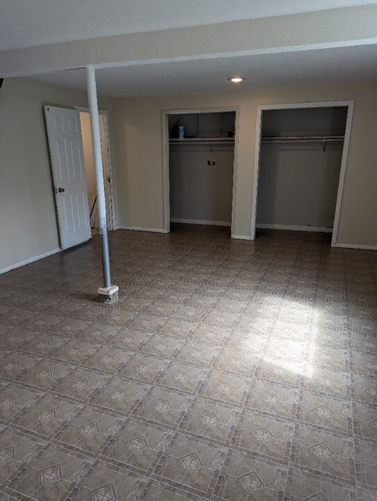106 E 1st S in Rexburg, ID - Building Photo