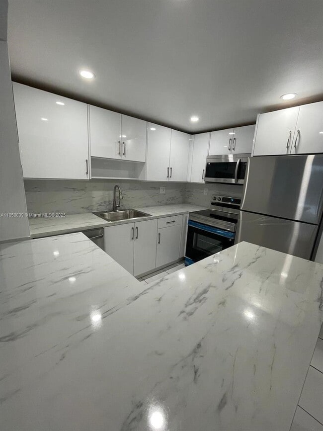 property at 1465 NE 123rd St