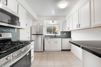 7249 N Hamilton Ave in Chicago, IL - Building Photo - Building Photo