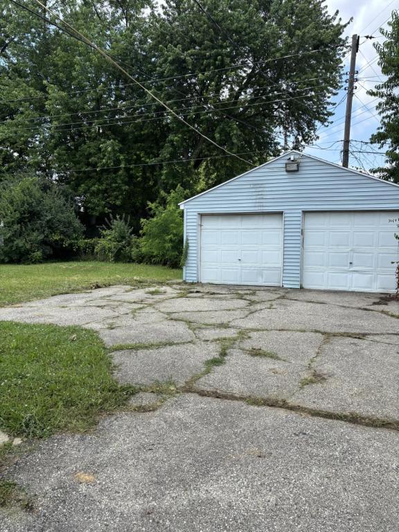4487 Thompson Dr in Dayton, OH - Building Photo - Building Photo