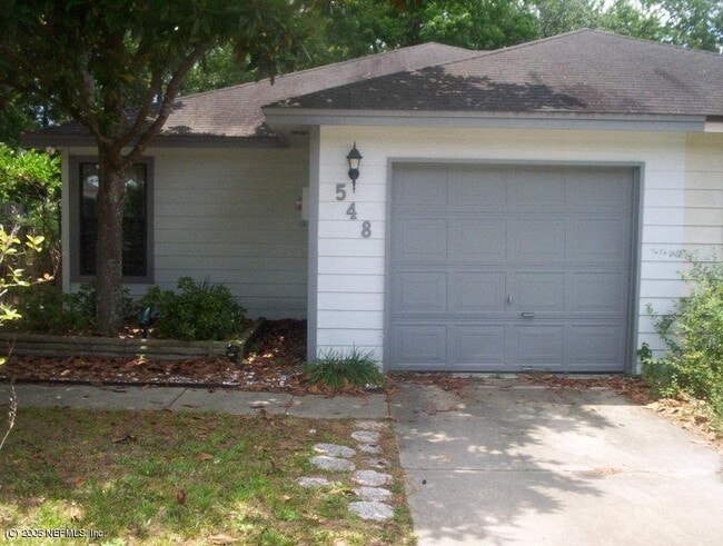 548 Staffordshire Dr