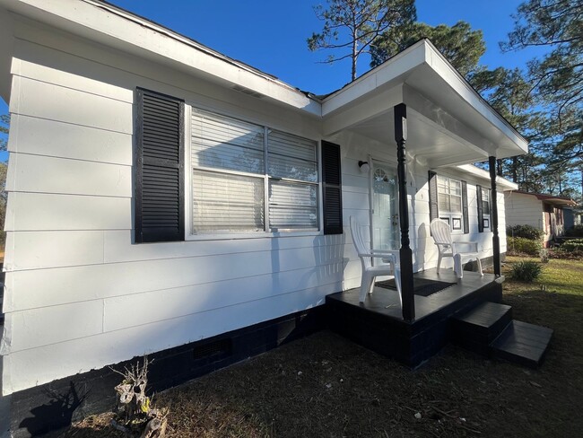 1409 Southwood Dr in Valdosta, GA - Foto de edificio - Building Photo