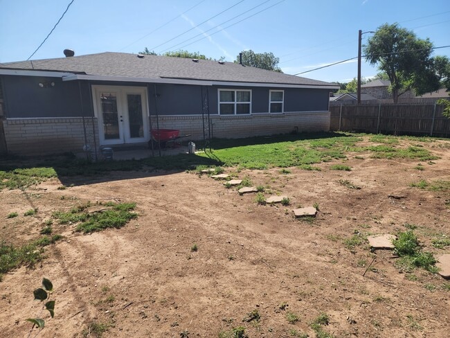 3324 Arlington St in Amarillo, TX - Foto de edificio - Building Photo