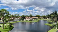 242 Pine HOV Cir, Unit D-1 in Greenacres, FL - Building Photo - Building Photo