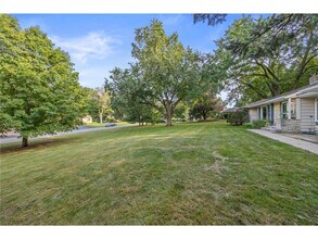 3200 Chase Dr in Minnetonka, MN - Building Photo - Building Photo