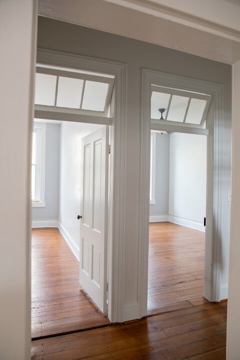 106 N Market St in Frederick, MD - Building Photo