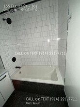 155 Elliot St in Yonkers, NY - Building Photo - Building Photo